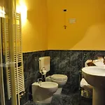 Piazza Nova 4*