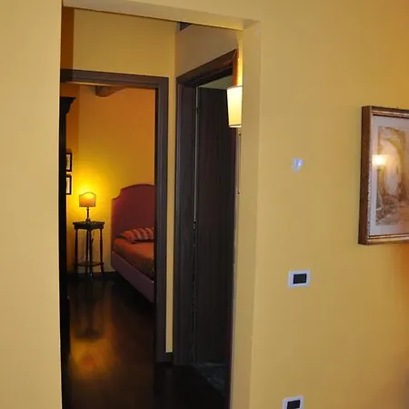 Piazza Nova Bed & Breakfast 3*