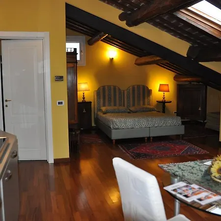 Piazza Nova Alojamento de Acomodação e Pequeno-almoço Ferrara