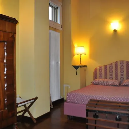 Piazza Nova Bed and breakfast