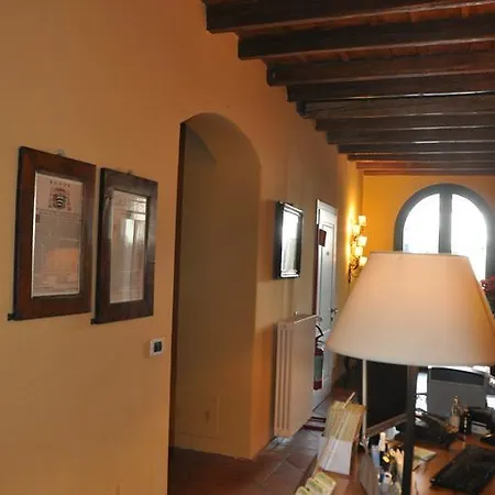 Piazza Nova Bed and breakfast