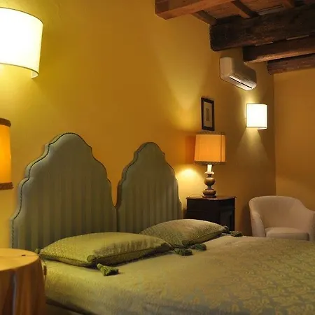 Bed and breakfast Piazza Nova Ferrara