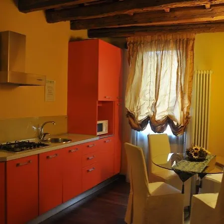Piazza Nova Bed and breakfast