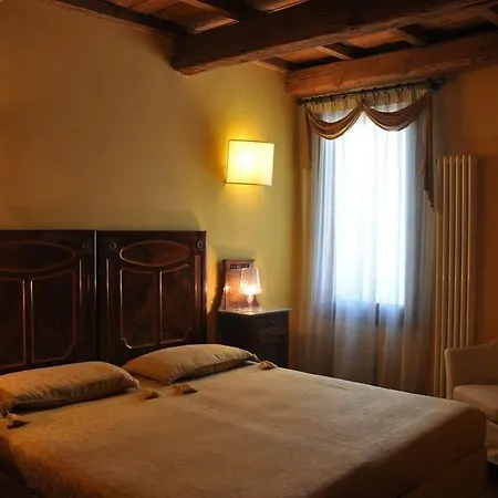 Piazza Nova Bed and breakfast Ferrara