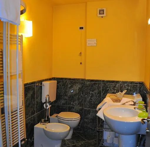 Piazza Nova B&B 페라라