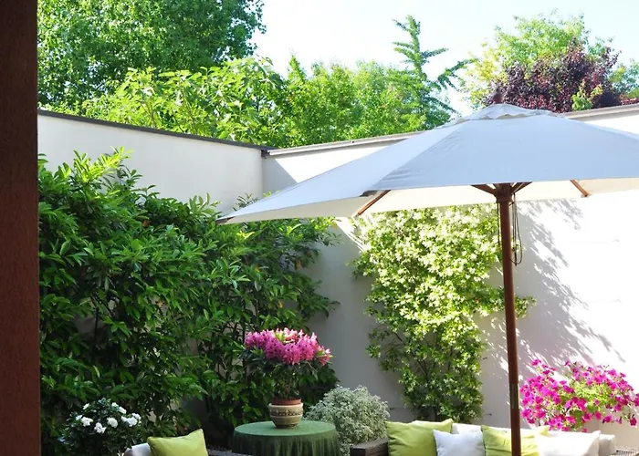 Piazza Nova B&B 페라라